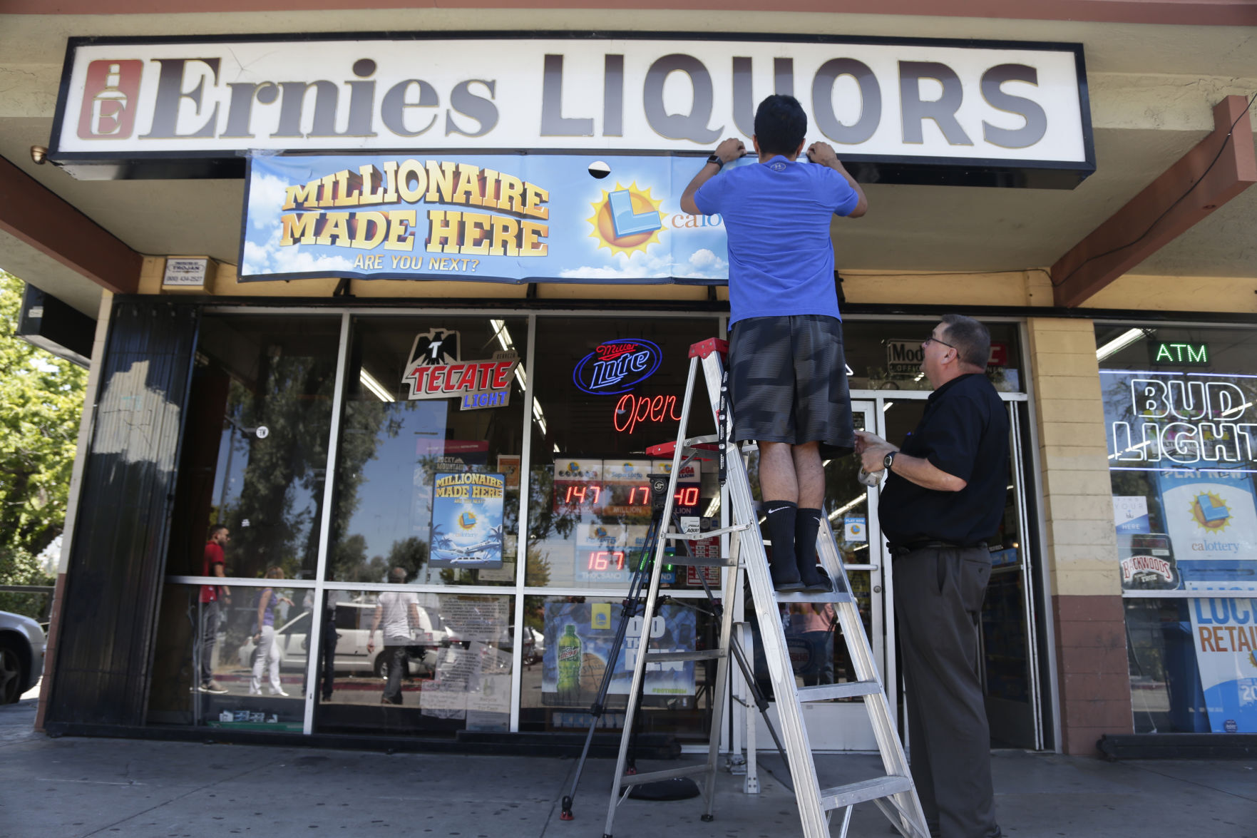 US-NEWS-LOTTERY-MEGAMILLIONS-SJ
